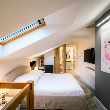 Family Nest Premium 2 Bedroom & Parking By Stayly *