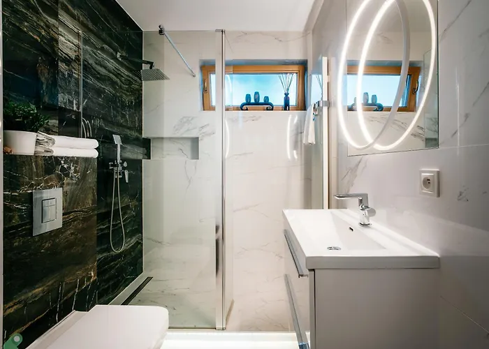 Family Nest Premium 2 Bedroom 2 Bathrooms & Parking By Stayly * シュチェチン